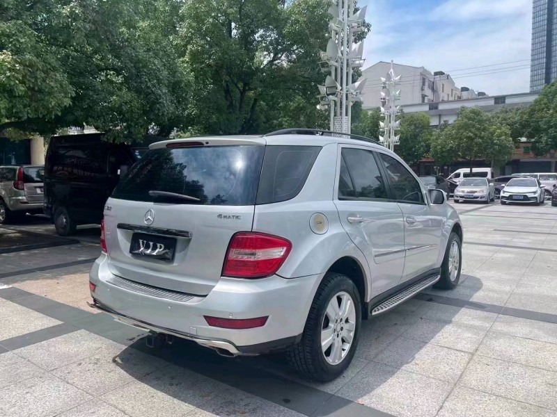 常州09年奔驰ML4