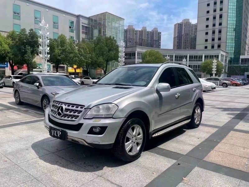 常州09年奔驰ML9