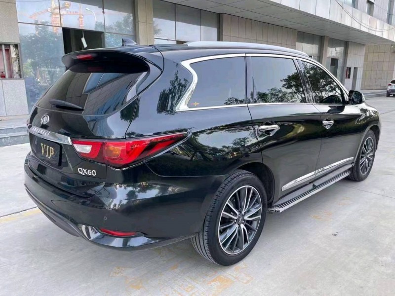 枣庄17年英菲尼迪QX608