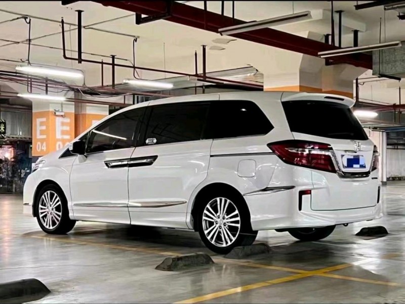 济南18年本田艾力绅4