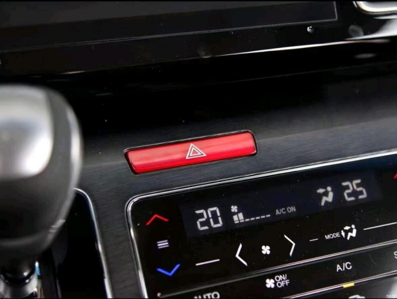 济南18年本田艾力绅8