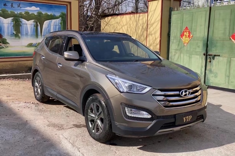 青岛13年现代新胜达2