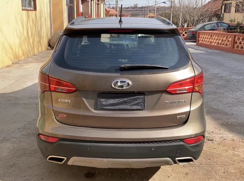 青岛13年现代新胜达4