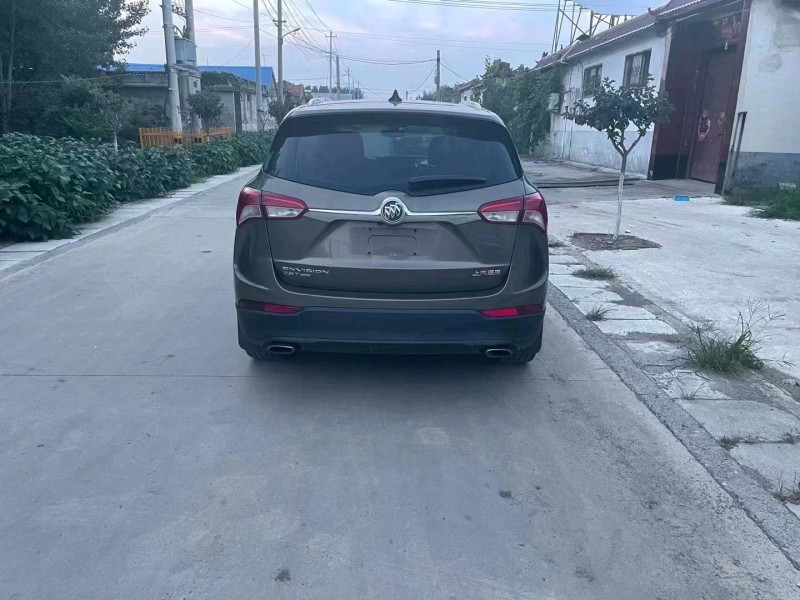 济宁18年别克昂科威6