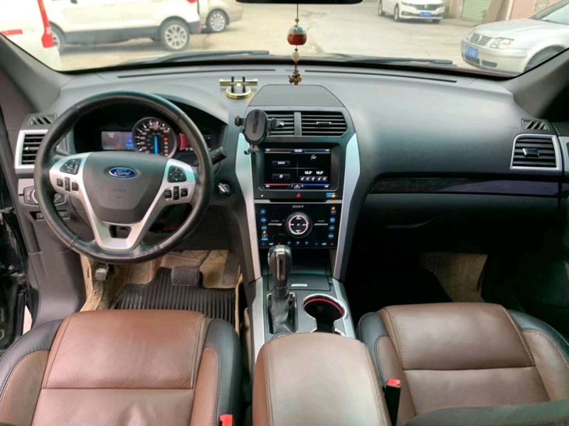 东莞15年福特探险者6