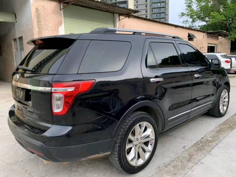 东莞15年福特探险者8