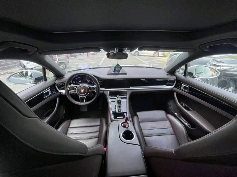 北京19年保时捷帕拉梅拉4