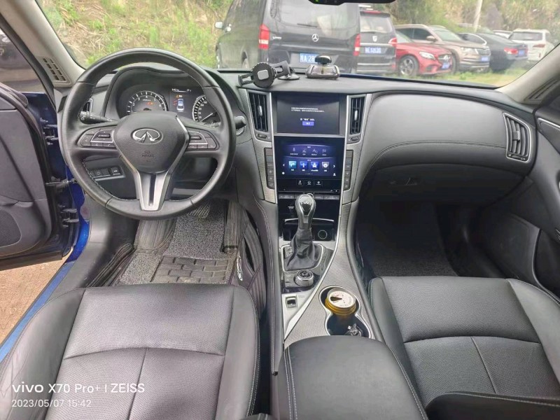 嘉兴20年英菲尼迪Q507