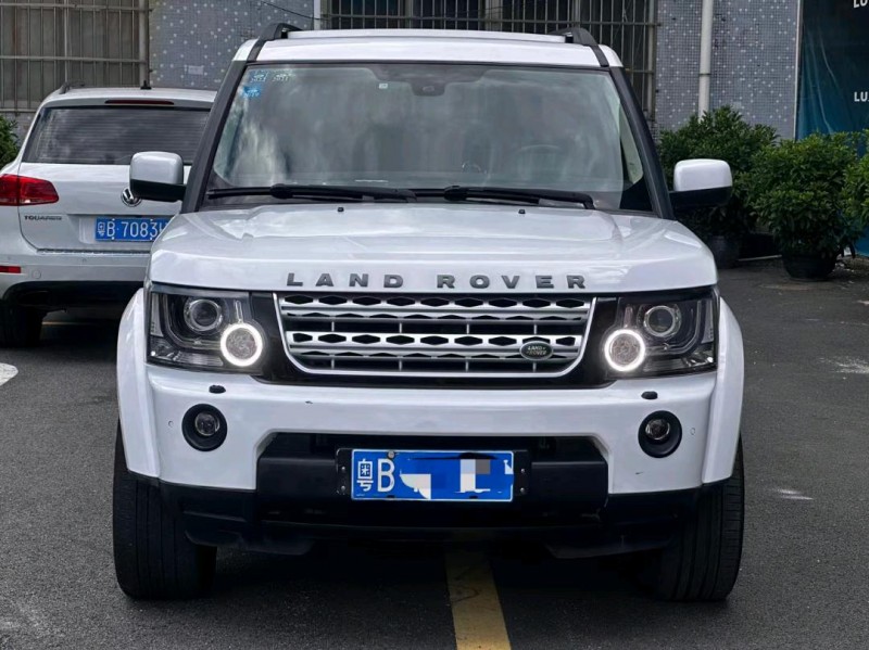 广州11年路虎发现1