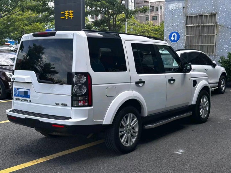 广州11年路虎发现8