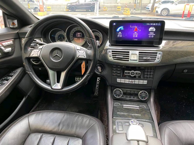东莞13年奔驰CLS7