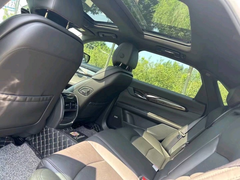 东营20年凯迪拉克CT62