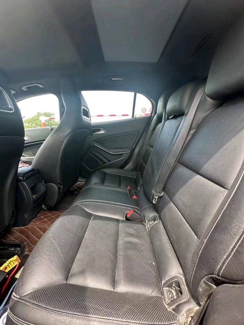 淄博15年奔驰GLA6