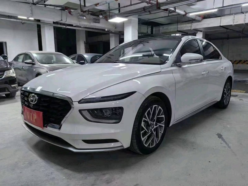 成都21年现代名图2