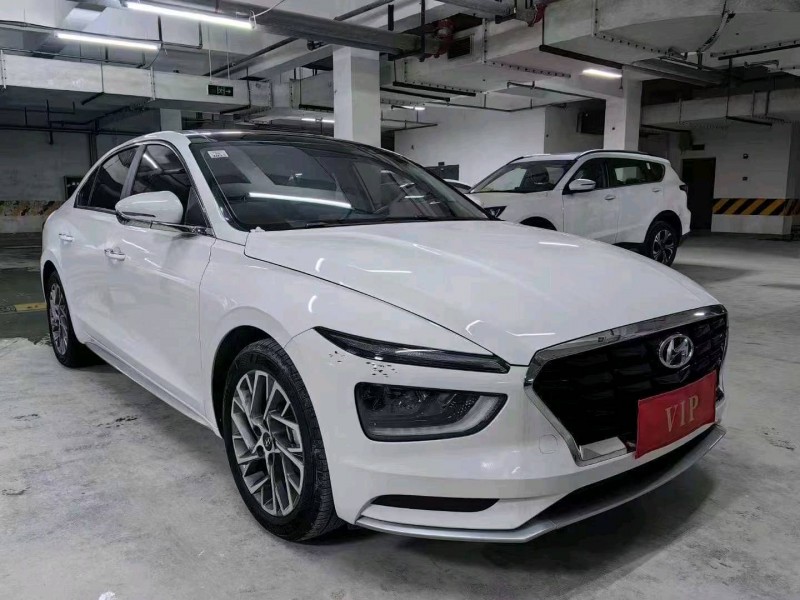 成都21年现代名图3