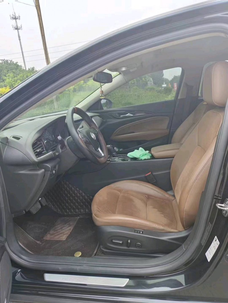 石家庄20年别克君威4