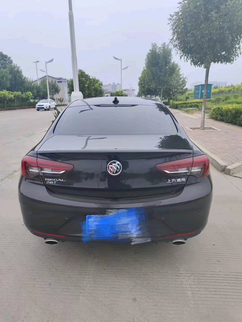 石家庄20年别克君威7