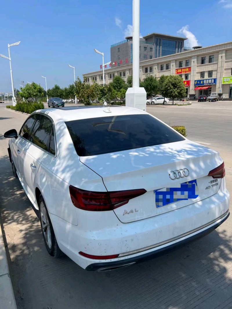 石家庄19年奥迪A4L6