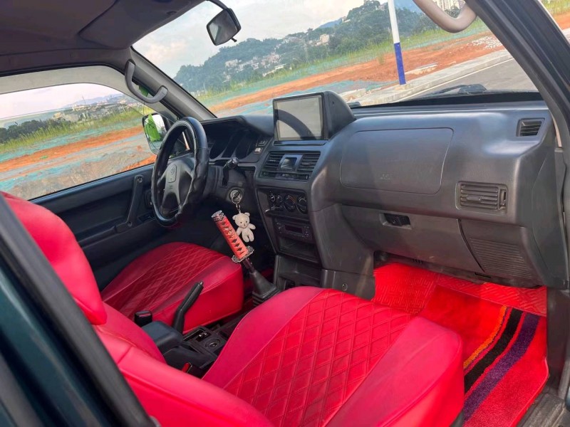 襄陽15年獵豹汽車黑金剛9