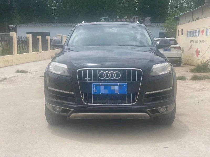 济宁12年奥迪Q71