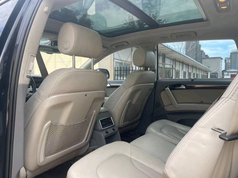 济宁12年奥迪Q74