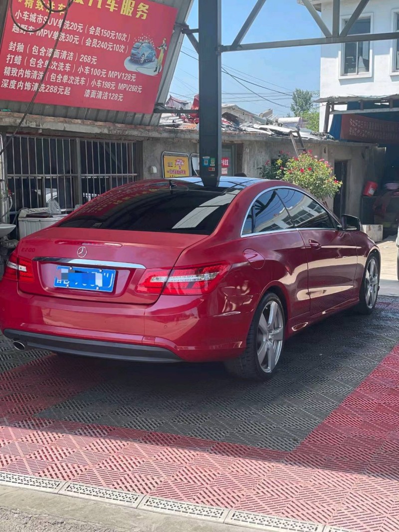 济宁13年奔驰E7