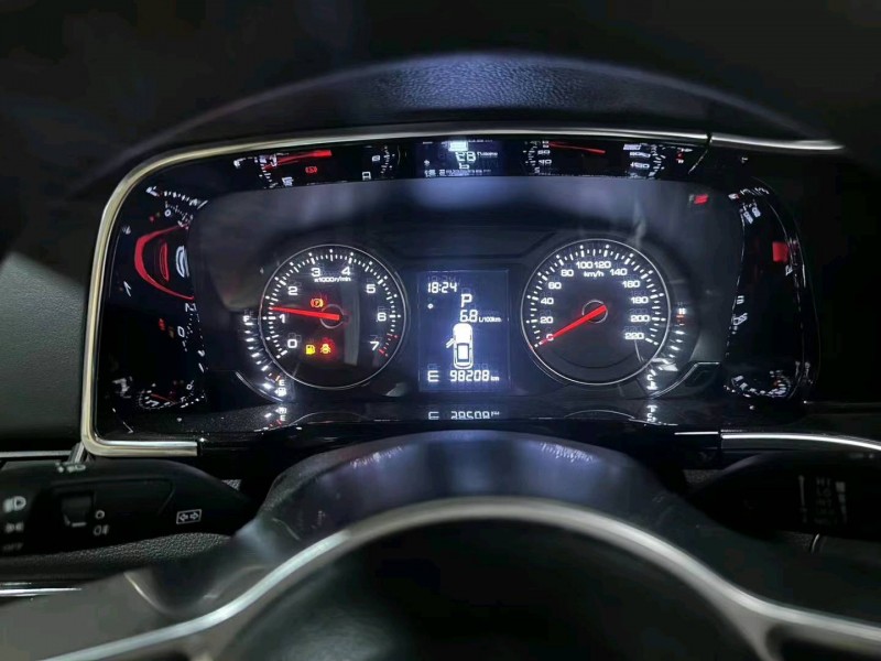 宜昌18年众泰T6005