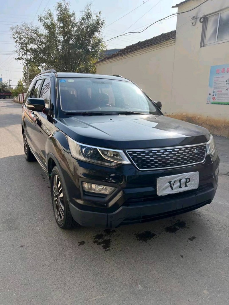 東營17年長安汽車歐尚2