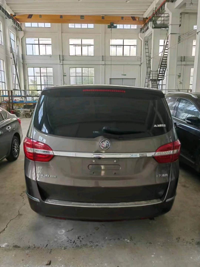 枣庄17年别克GL82