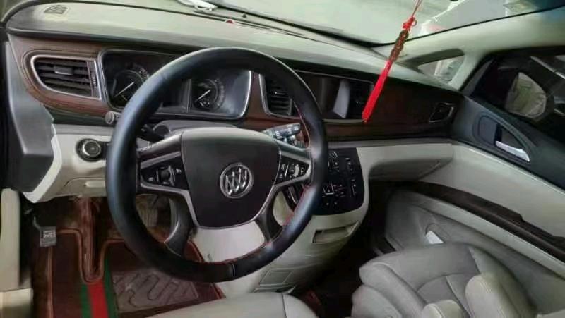 枣庄17年别克GL83