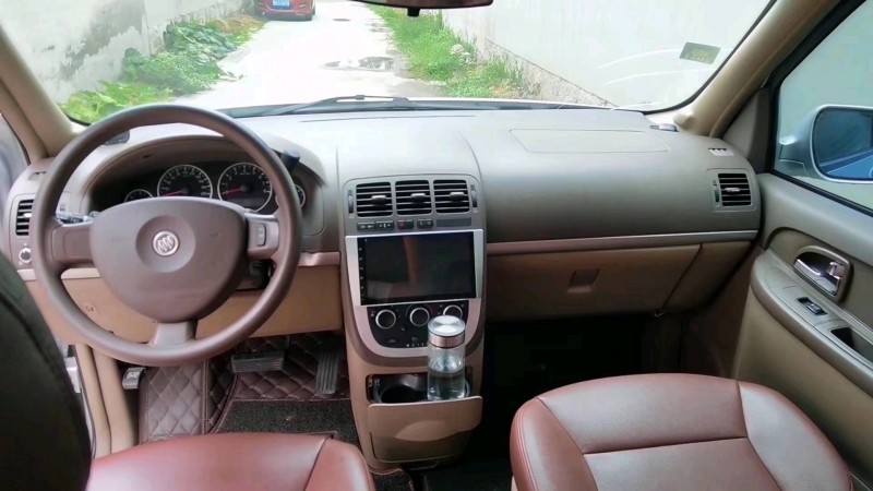 枣庄17年别克GL84