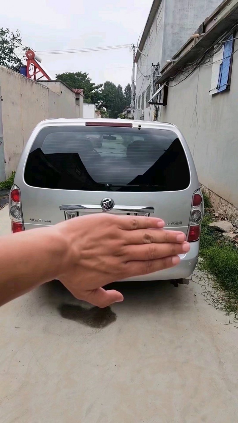 枣庄17年别克GL86