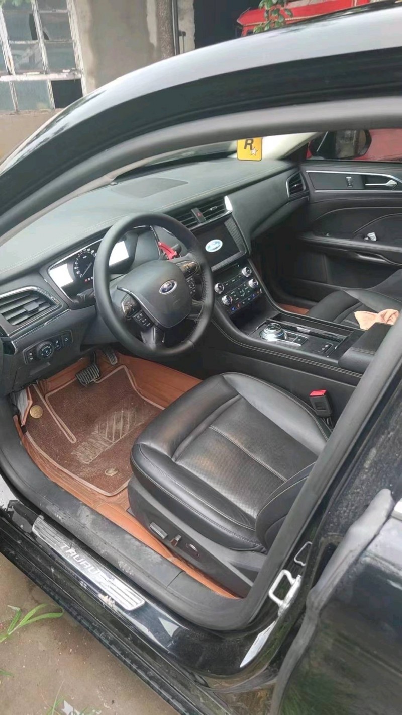 邢台17年福特金牛座2