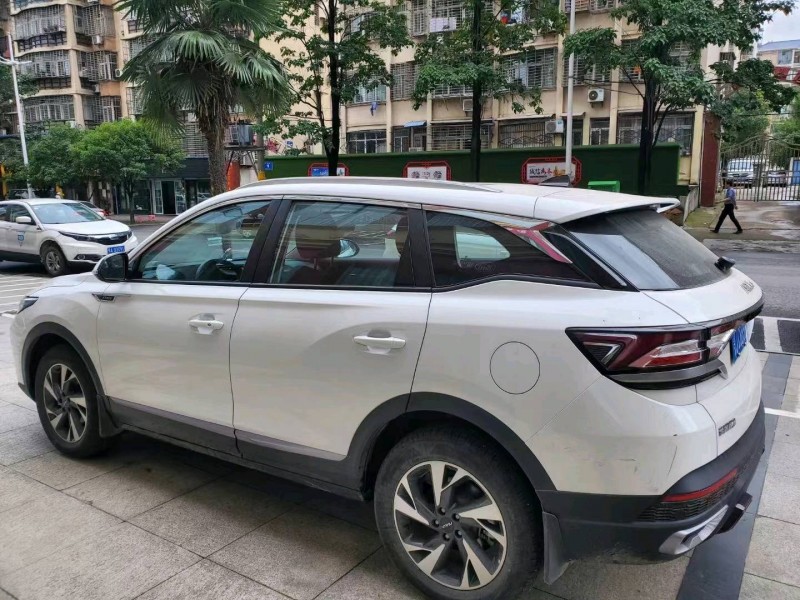 宜昌22年东风AX7pro7