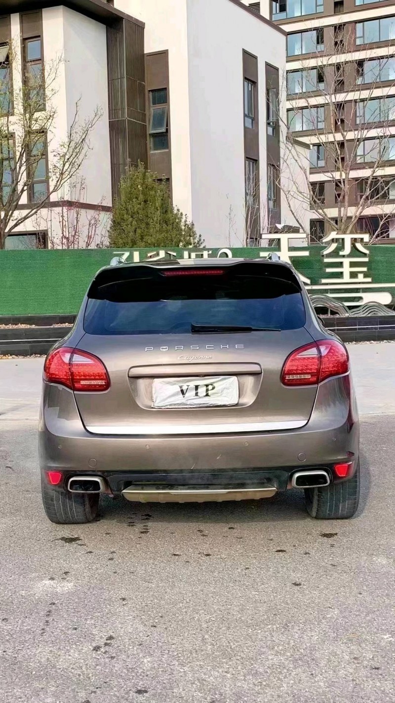 廊坊12年保时捷卡宴9
