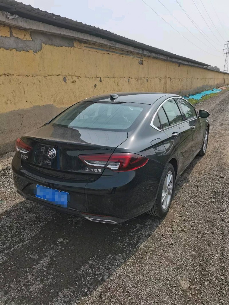 临沂22年别克君威8