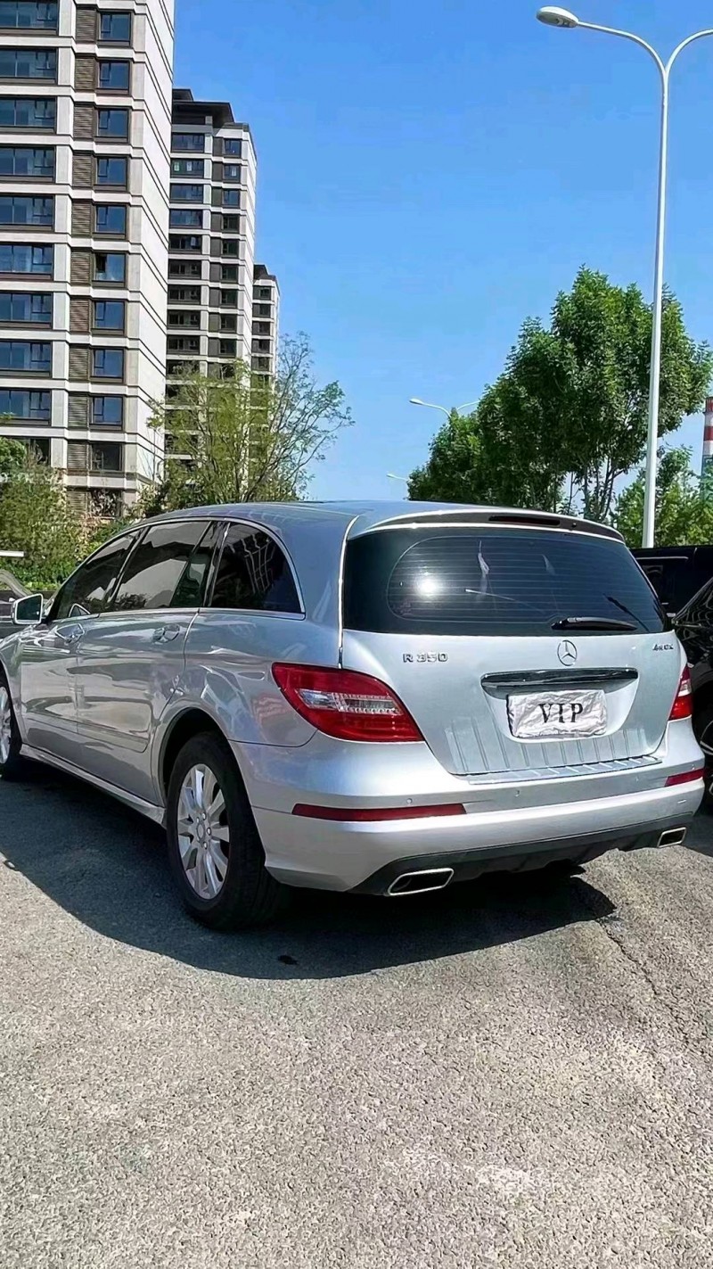 廊坊11年奔驰R8