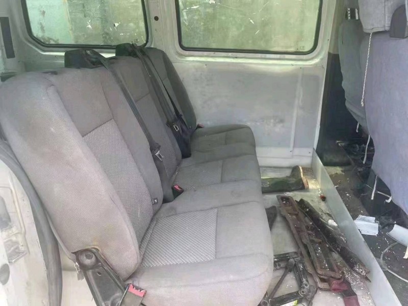 枣庄17年福特全顺6