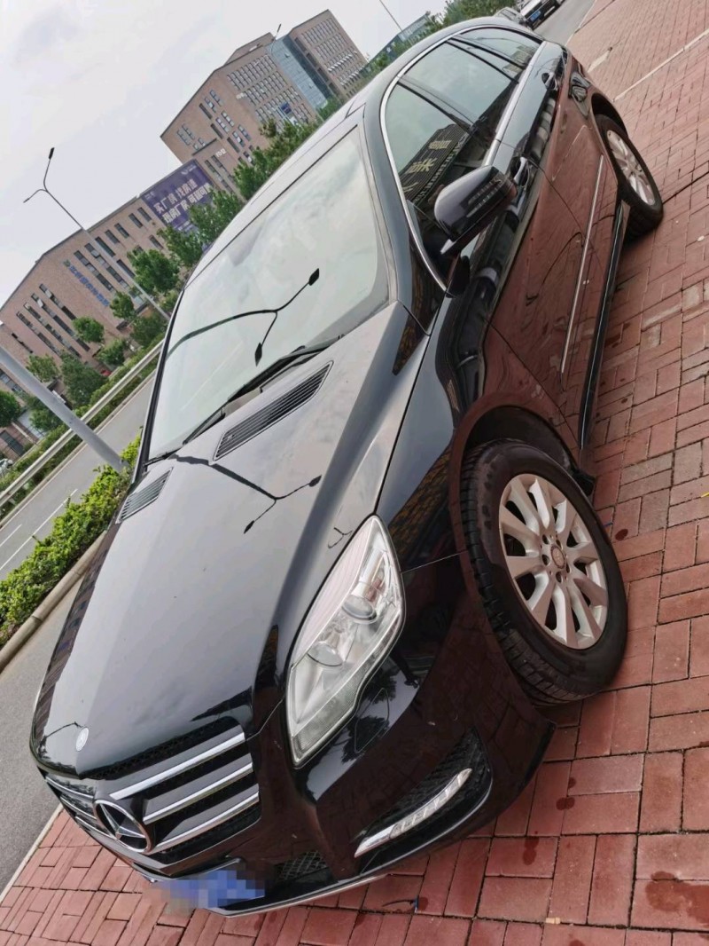 临沂15年奔驰R2