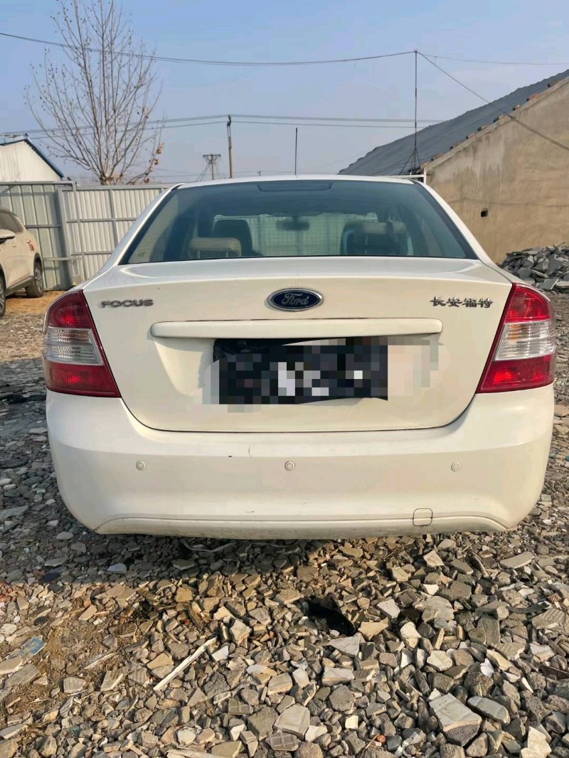 临沂18年福特福克斯9