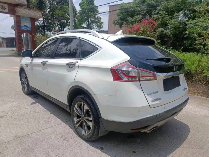 汕头14年纳智捷优6 SUV4