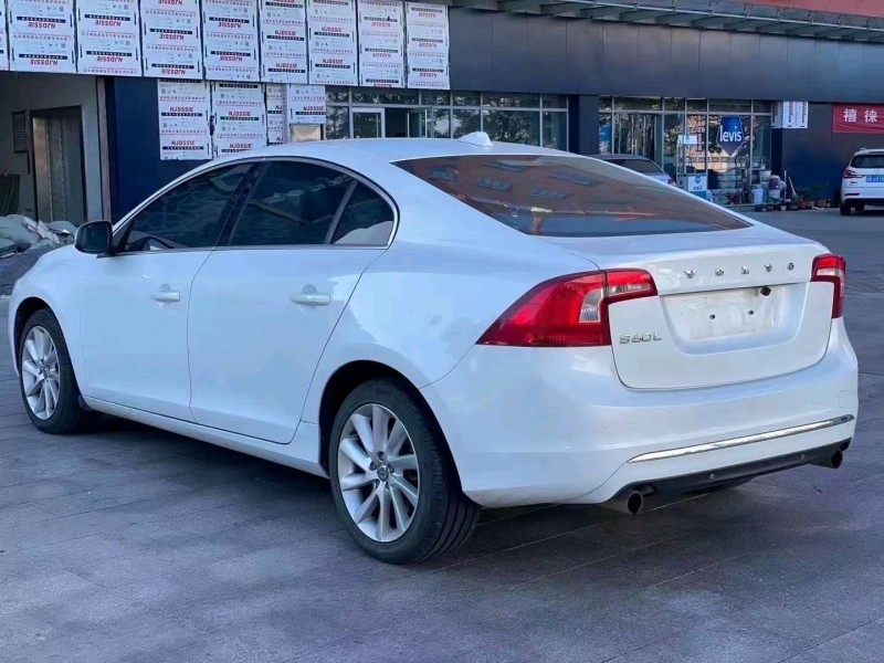 枣庄16年沃尔沃S60L3