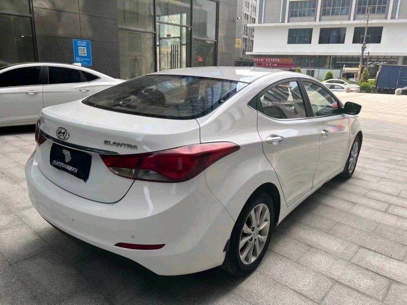 广州17年现代朗动4