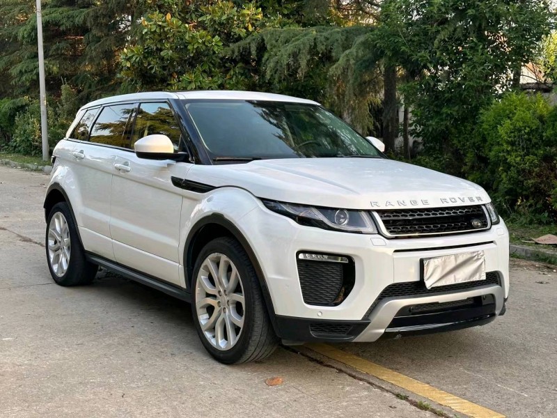 徐州18年路虎极光3