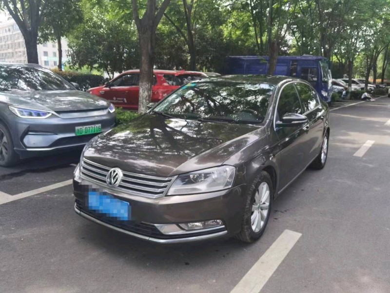 济南15年大众迈腾4