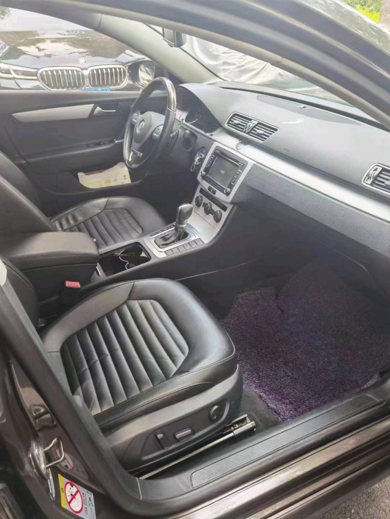 济南15年大众迈腾5