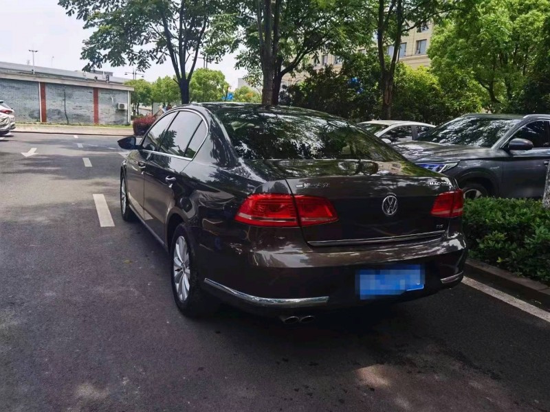 济南15年大众迈腾7