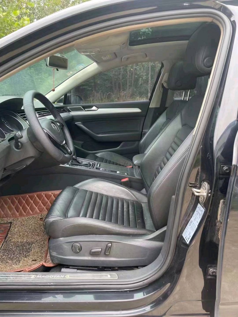 济南18年大众迈腾2