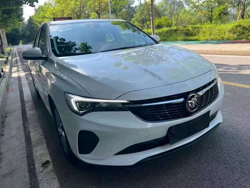 衡阳23年别克威朗3