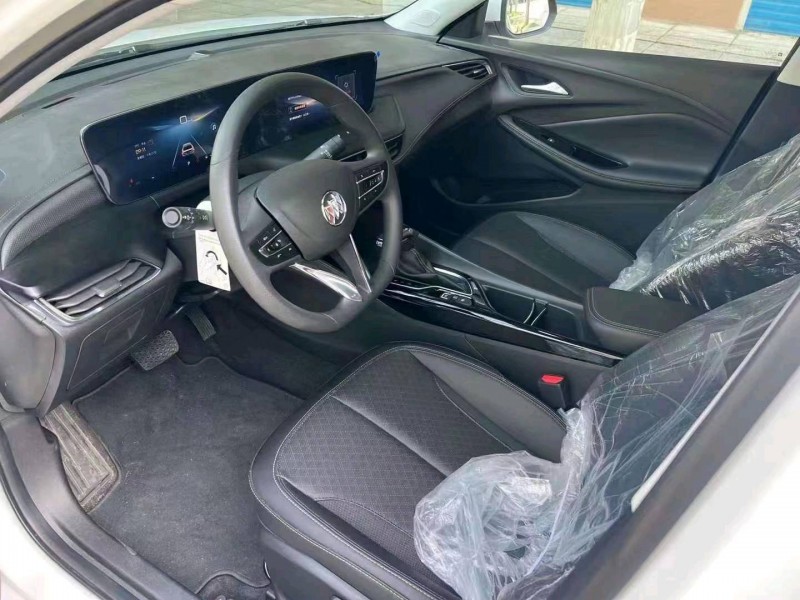 衡阳23年别克威朗5